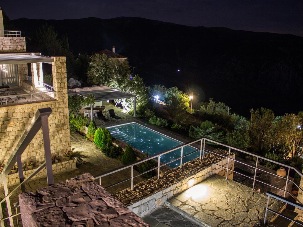 Elafivolia Arachova Suites Exteriör bild