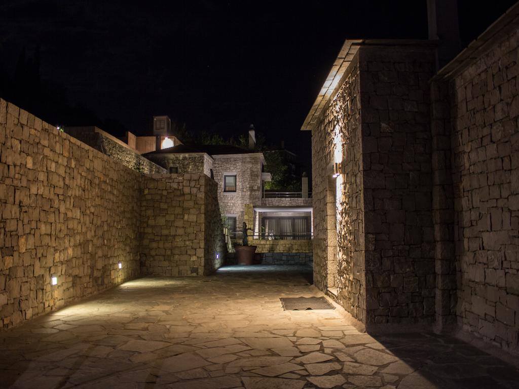 Elafivolia Arachova Suites Exteriör bild