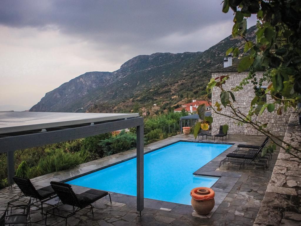 Elafivolia Arachova Suites Exteriör bild